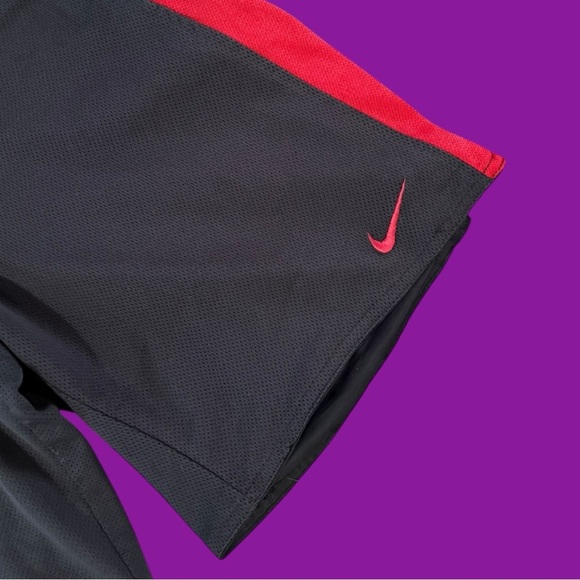 Y2K Nike Basketball Shorts - Picture 3 of 4